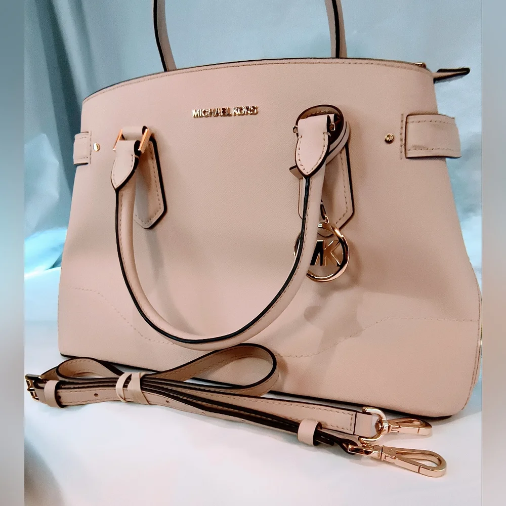 MICHAEL KORS Light Pink‎ Lynn Saffiano Leather Satchel Bag